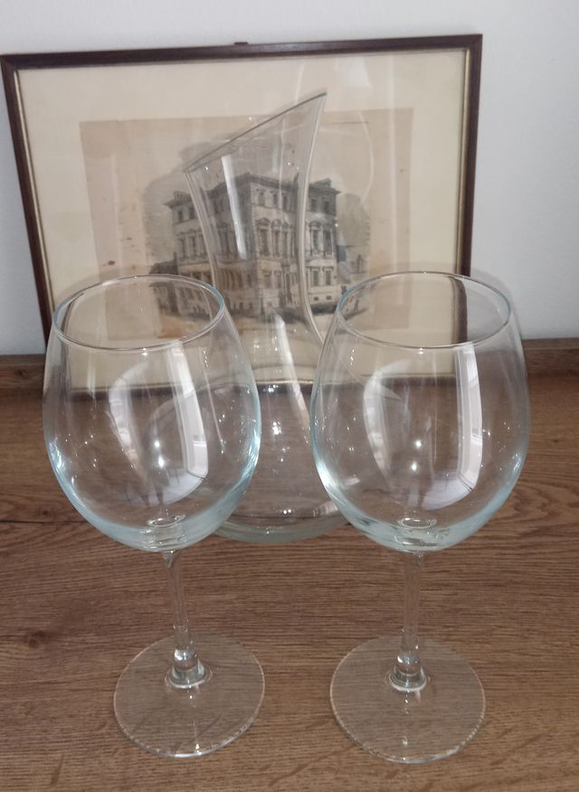 #set #enoteca composto da caraffa e due calici