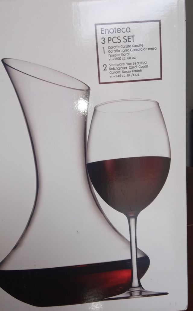 #set #enoteca composto da caraffa e due calici
