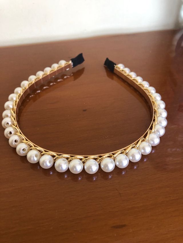 Cerchietto perle e catene