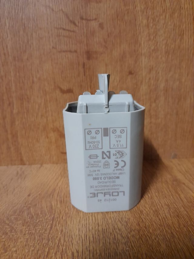 Transformador 12V. NUEVO.