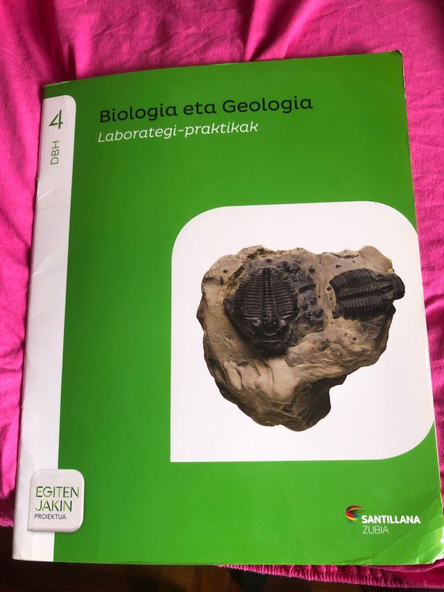Libreta Biología y geología en euskera 4º ESO