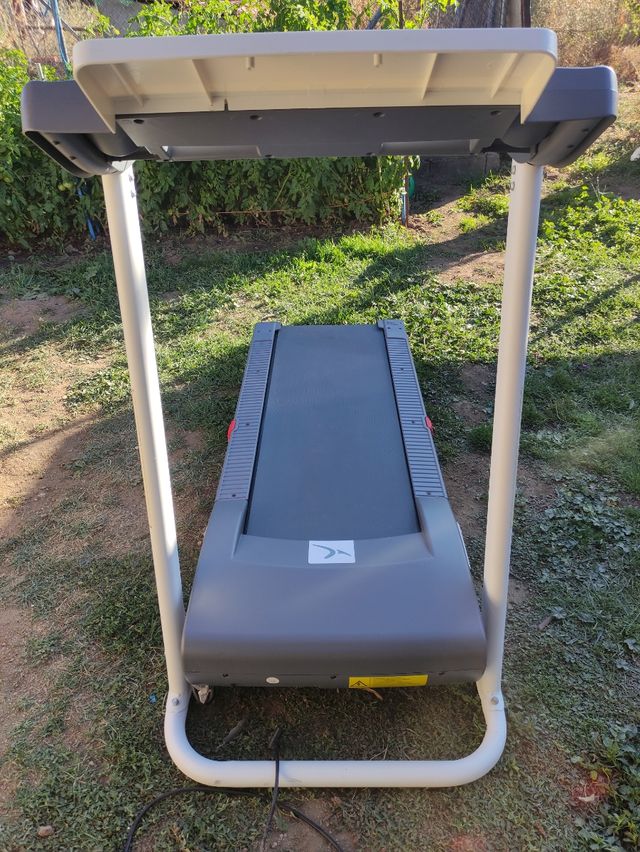 Maquina de correr seminuevo (no se envía)