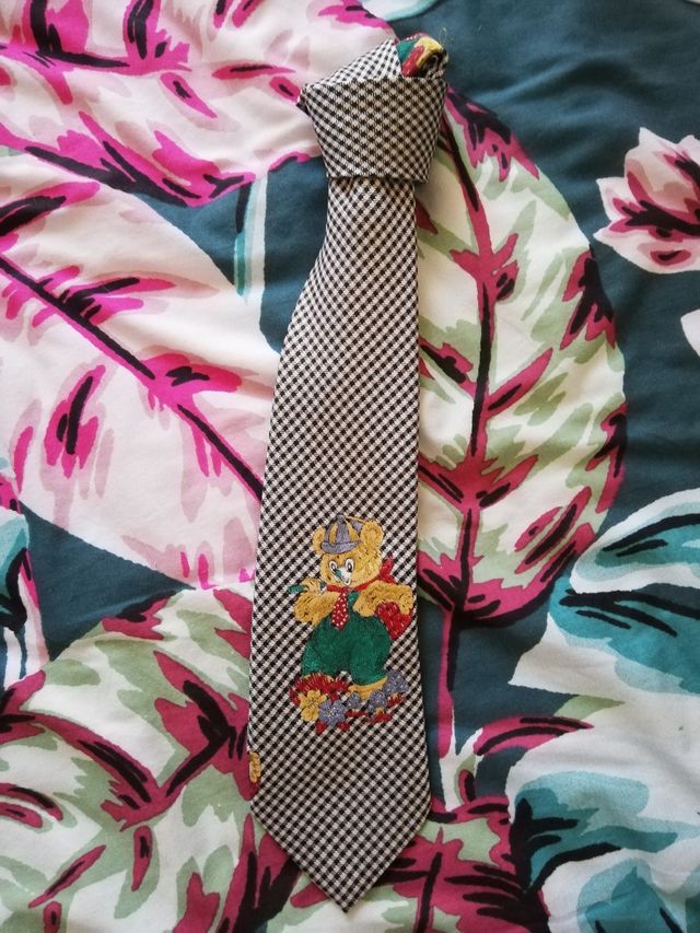 Cravatta uomo disegno Teddy