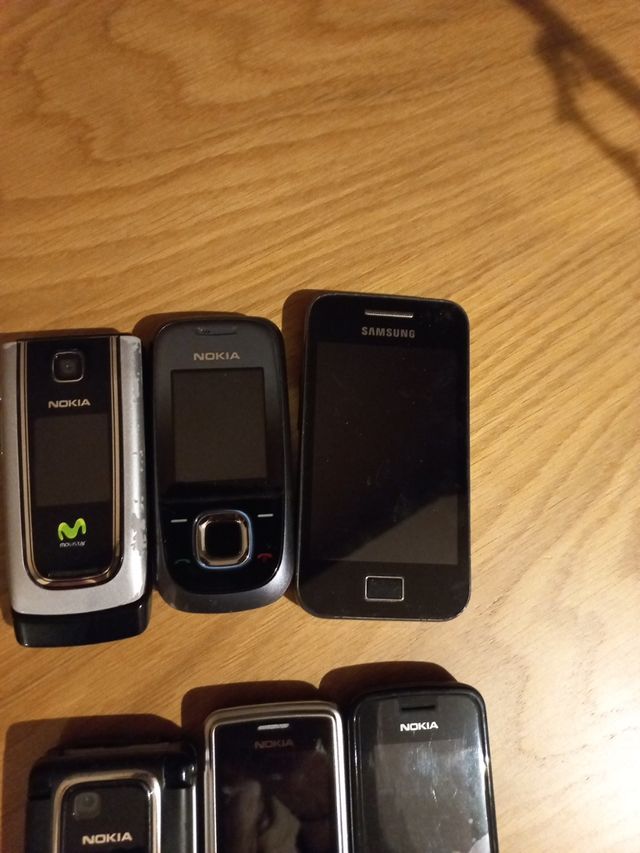 Telefoni cellulari Nokia, Samsung e LG