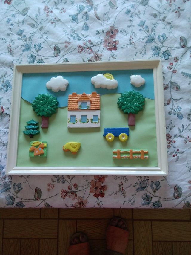 Cuadro infantil manualidad marco de madera