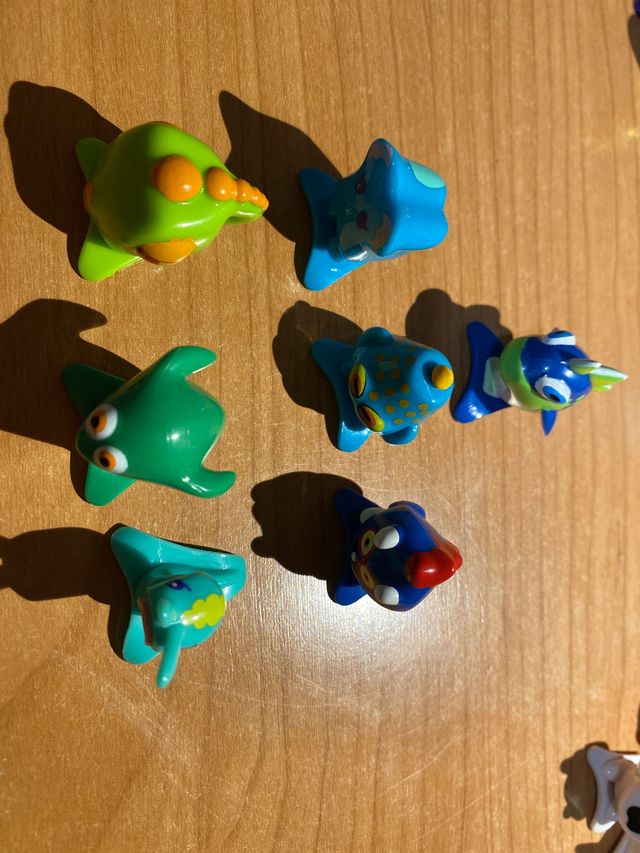 Caja llena de StarMonsters