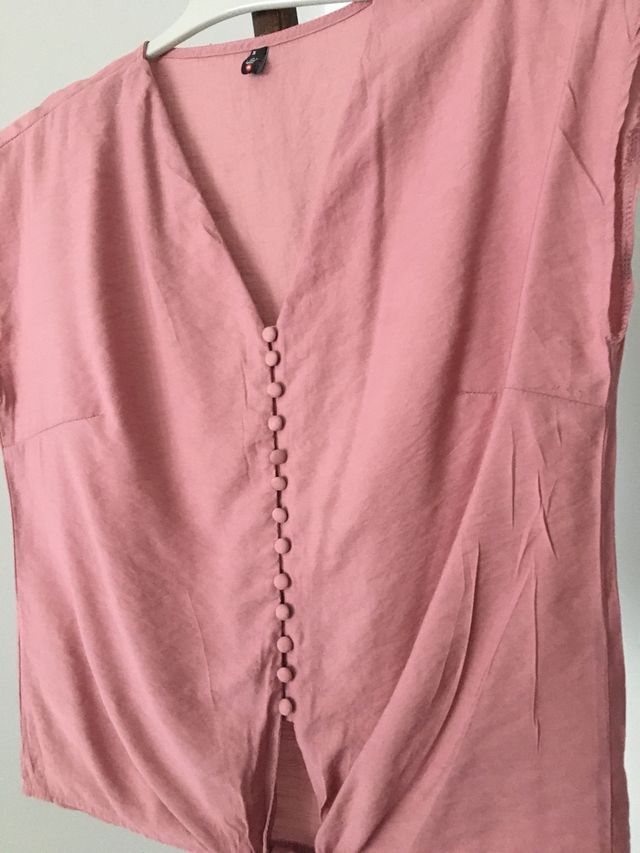 Camisa rosa, talla M, nueva