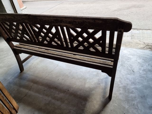 Banco rústico para jardín