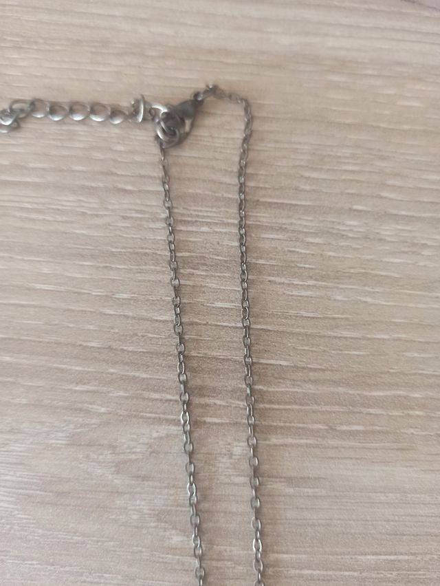 Cadena letra C de segunda mano en Roquetas de Mar en WALLAPOP