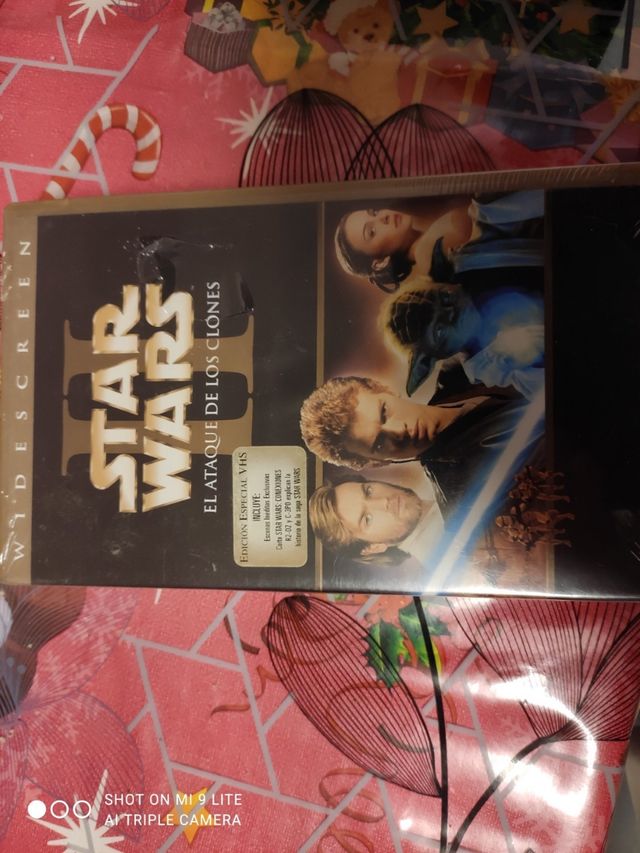 cajas vacías y películas vhs