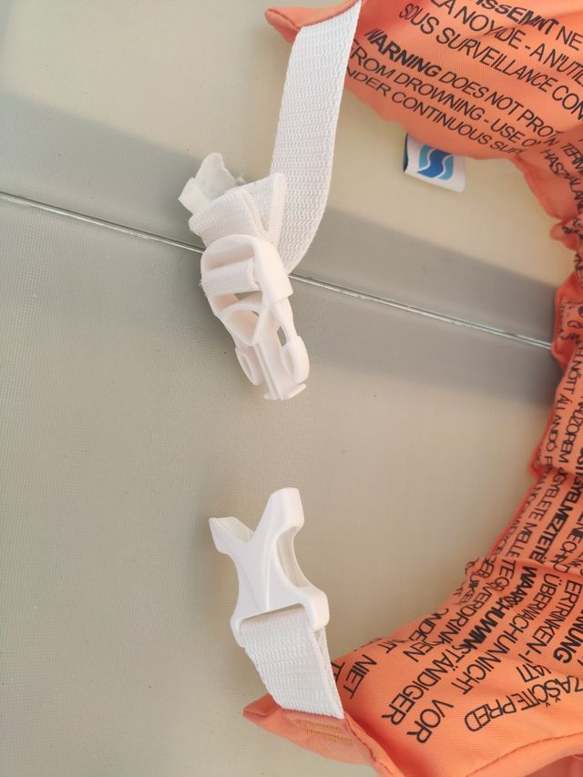 FLOTADOR DE PECHO Y MANGUITOS