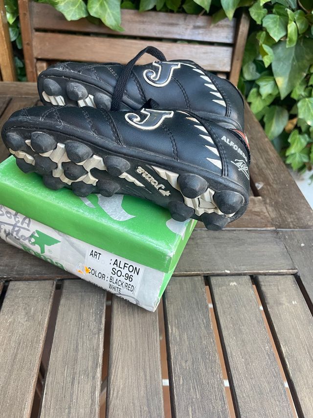 Bota fútbol niño con tacos N. 28