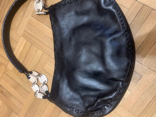 Bolso piel negro de Ibiza