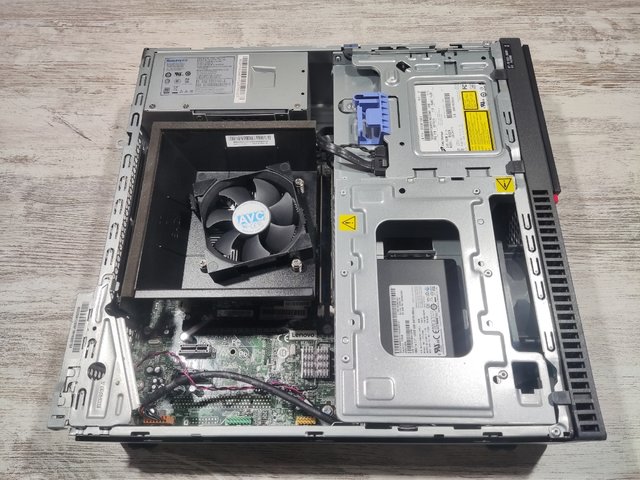Computer Lenovo i3 6100 da 8 GB 128SSD