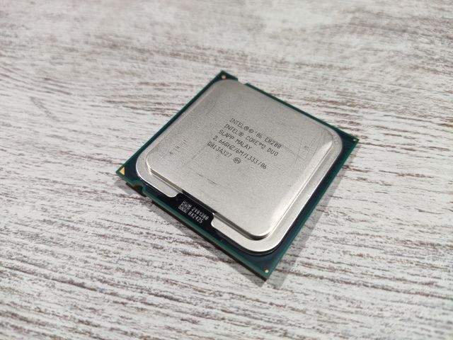 Processore Core 2 Duo E8200 (775)