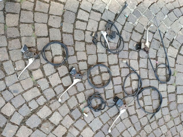 ricambi x Harley e cagiva d'epoca