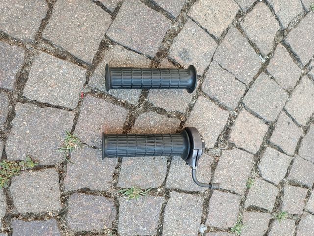 ricambi x Harley e cagiva d'epoca