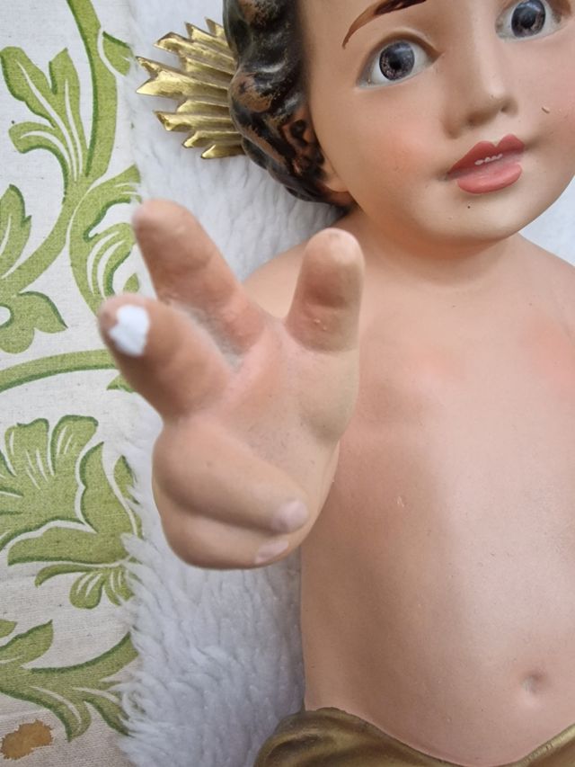 Niño Jesús de cuna