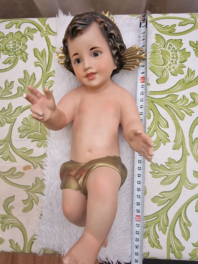 Niño Jesús de cuna