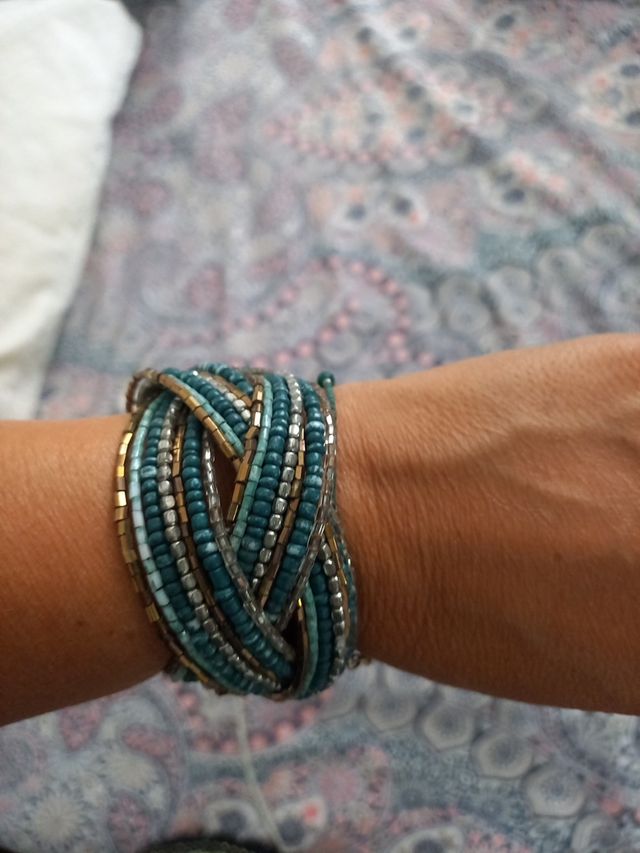 brazaletes de bolitas