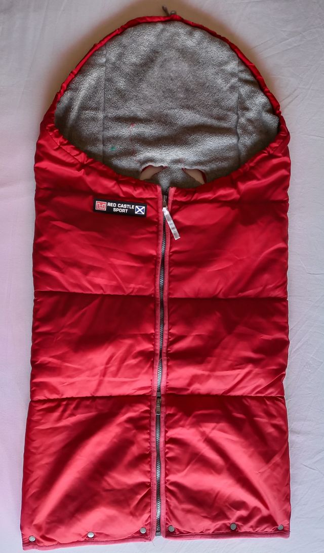 Saco silla universal (Red Castle) de segunda mano por 15 EUR en