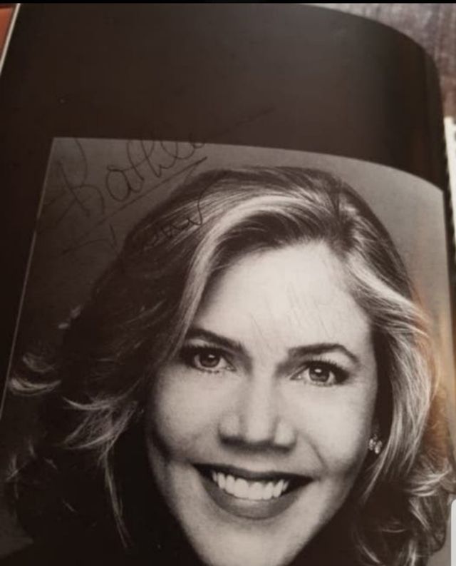 Autógrafos de Kathleen Turner, Matthew Rhys