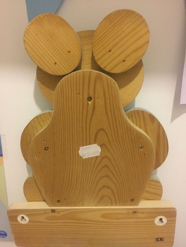 Perchero infantil , beige y azul claro