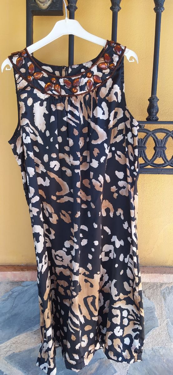 vestido 3 XL/ talla 46 con pedrería