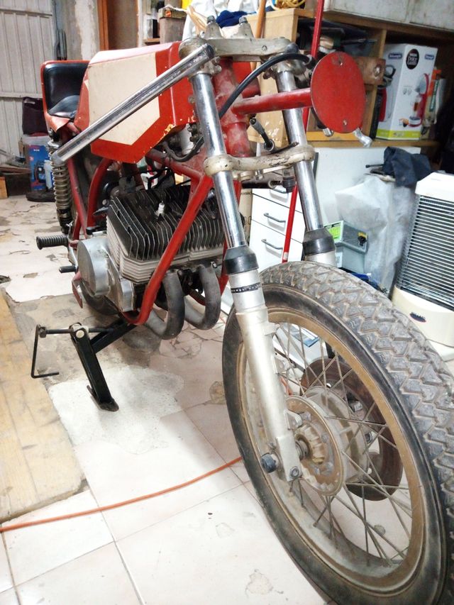 BICILINDRICA 250cc . CIRCUITO. Carreras d Clásicos