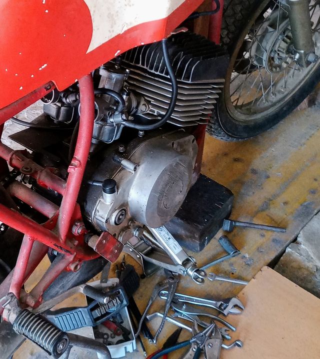 BICILINDRICA 250cc . CIRCUITO. Carreras d Clásicos