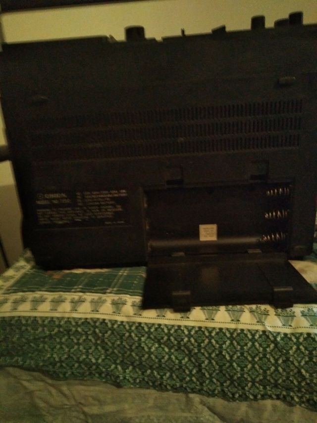 TV, radió y cassette recorder