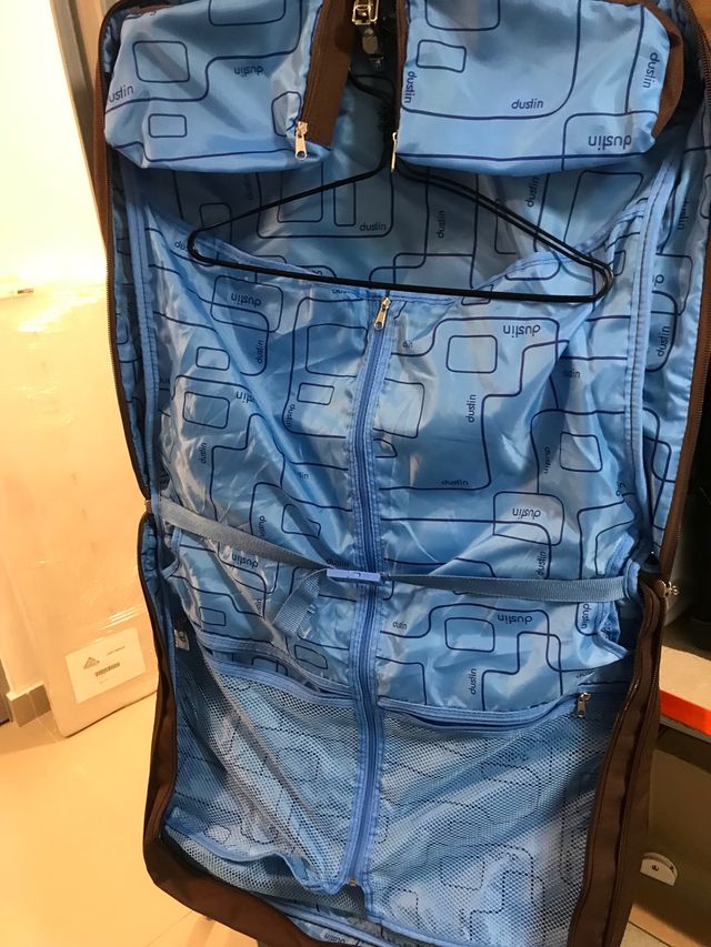 Maletín portatrajes Dustin