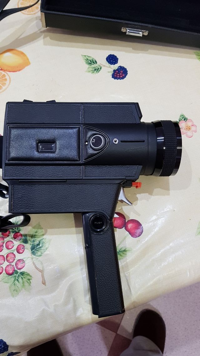 Tomavistas y Proyector Súper 8. Sankyo.