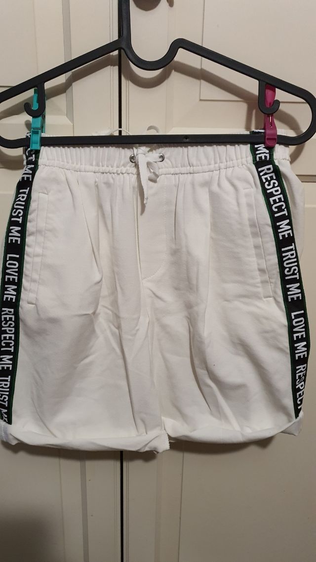 Pantalón corto BERSHKA