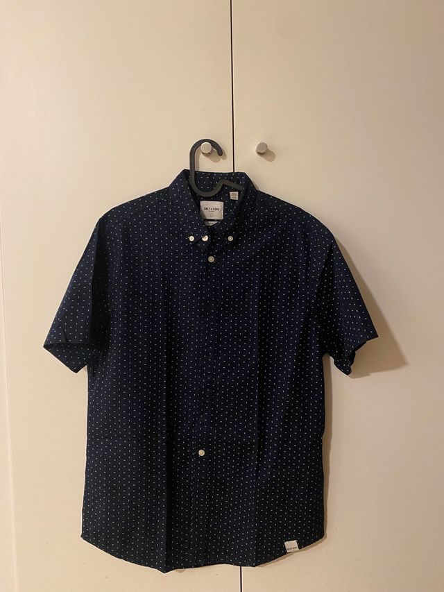 T-shirt, polo, pantaloni