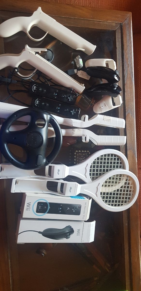 wii nuevisima. Con muchos accesorios