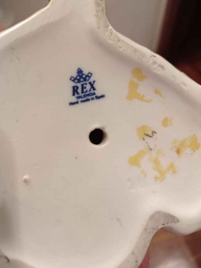 Figura de pastor Rex y pastora Nao. Belén