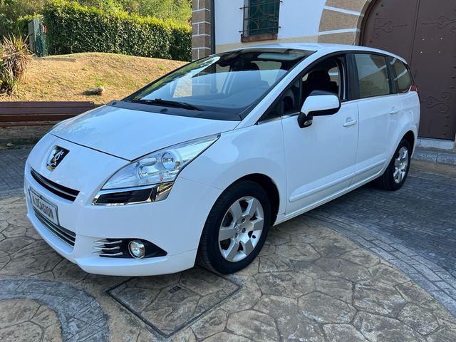 Peugeot 5008 Active 1.6 eHDI 112 Blue Lion