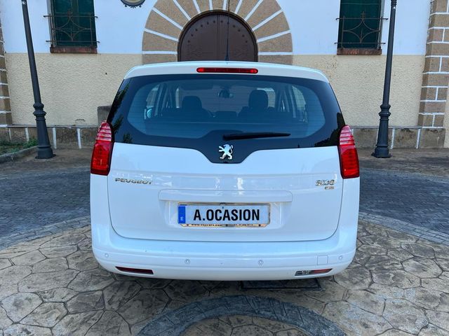 Peugeot 5008 Active 1.6 eHDI 112 Blue Lion