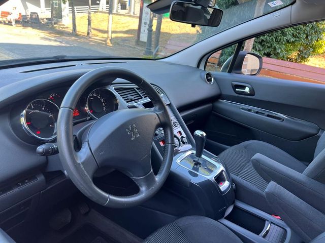 Peugeot 5008 Active 1.6 eHDI 112 Blue Lion