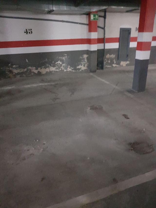 Garaje en venta calle Algorta