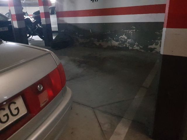 Garaje en venta calle Algorta