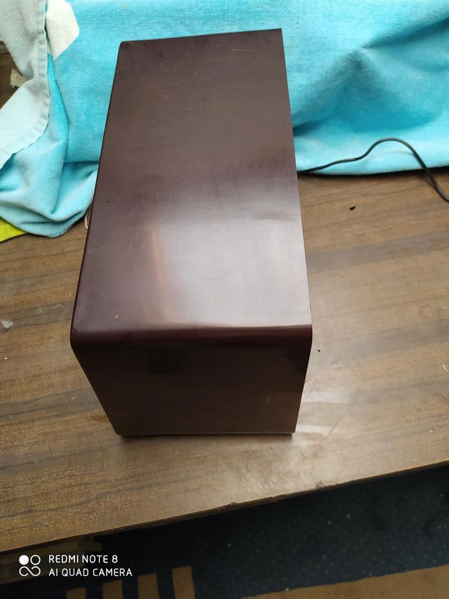 vendo  radio antigua marca philips