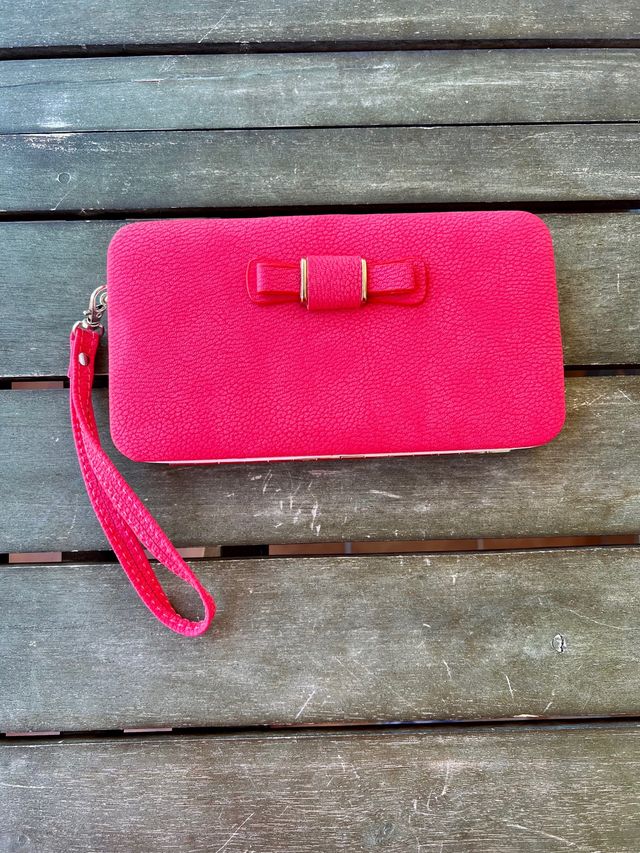 CARTERA DE MANO ROSA