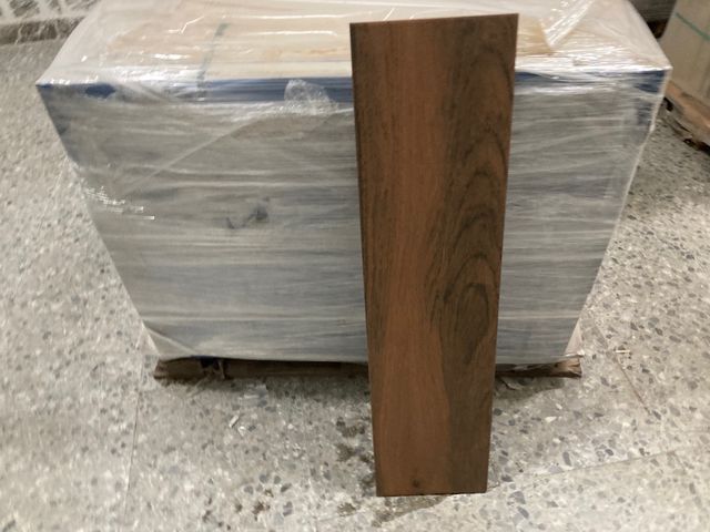 Madera Timber nogal