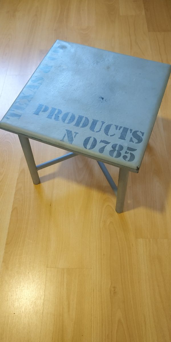 Mesa industrial auxiliar