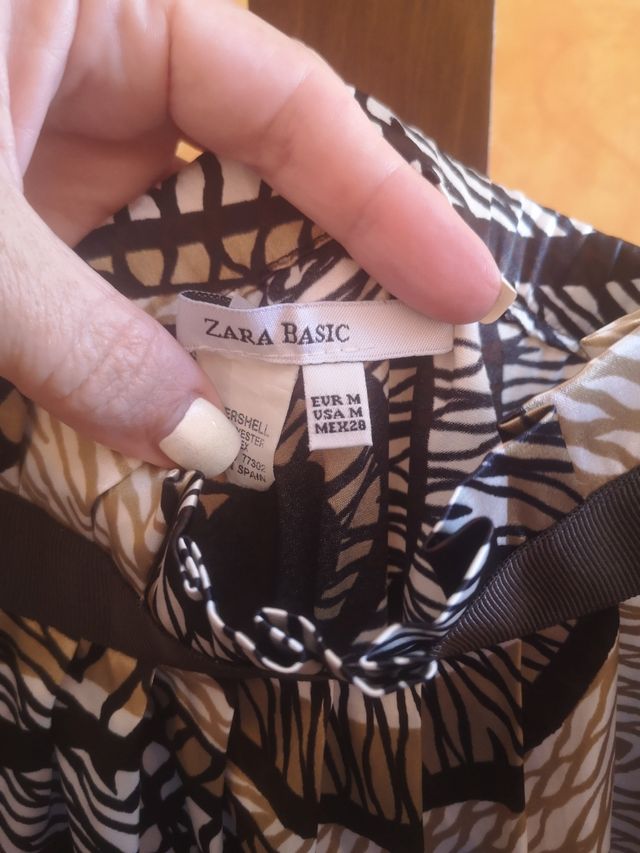 Vestido satinado Zara