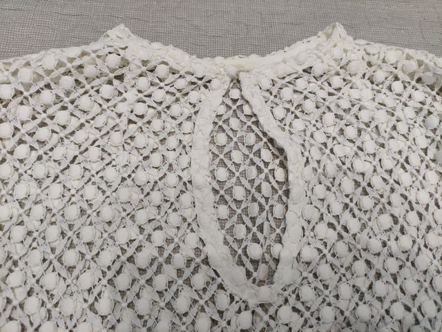 Blusa calada color blanco roto - talla S/M