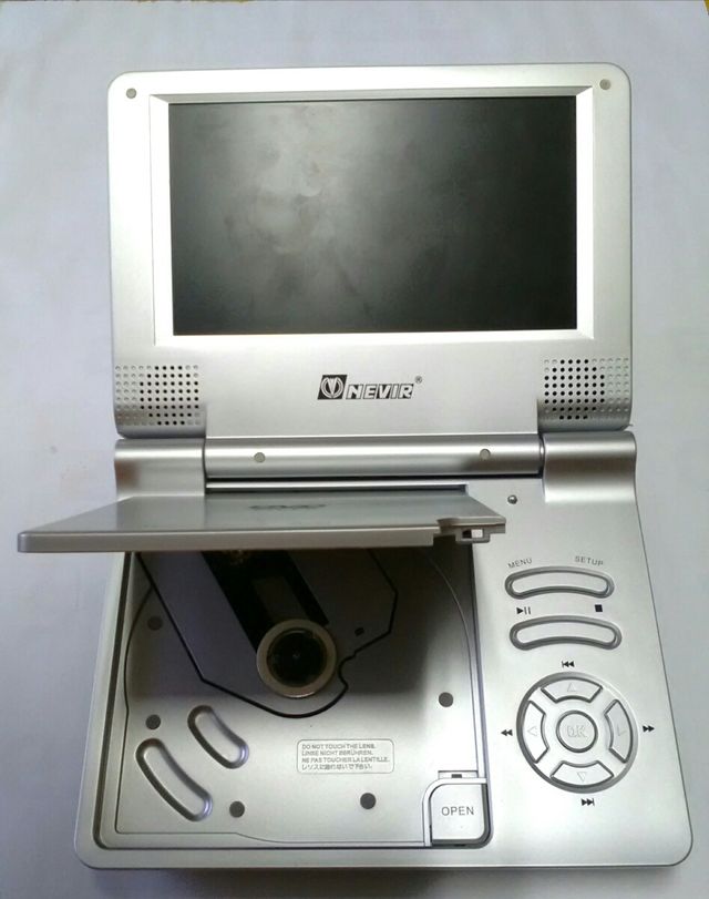 Reproductor portátil DVD NERVIR NVR-2093