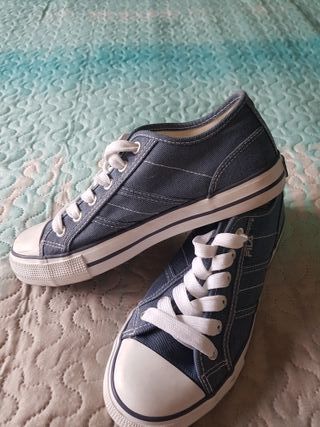 Zapatillas tipo converse FILA Talla 37 de segunda mano por 6 EUR en Burgos  en WALLAPOP